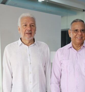 Presidente Grupo Telemicro recibe visita de cortesía de embajador de Colombia en RD
