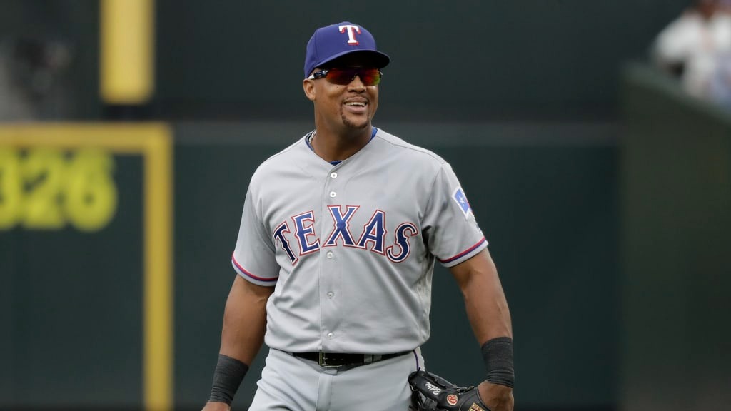 Adrián Beltré: «Es una pregunta muy difícil, pero si como fanático pudiera elegir una gorra de Lidom, sería el Licey»