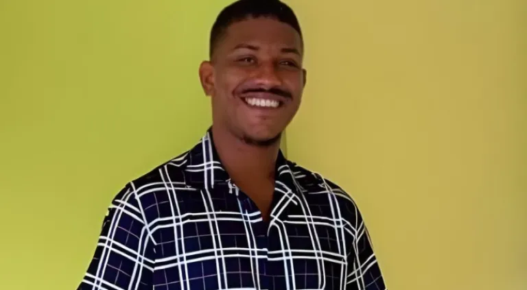Alexander Domínguez Sánchez