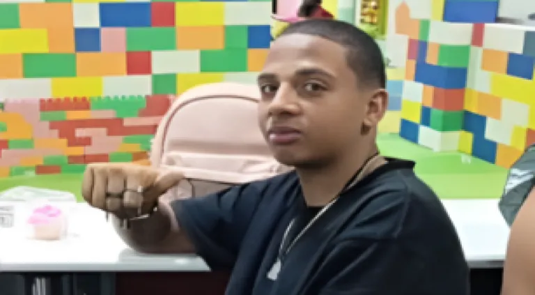 Justin Contreras Mercado