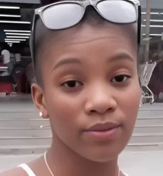 Una joven identificada como Nayely Charles