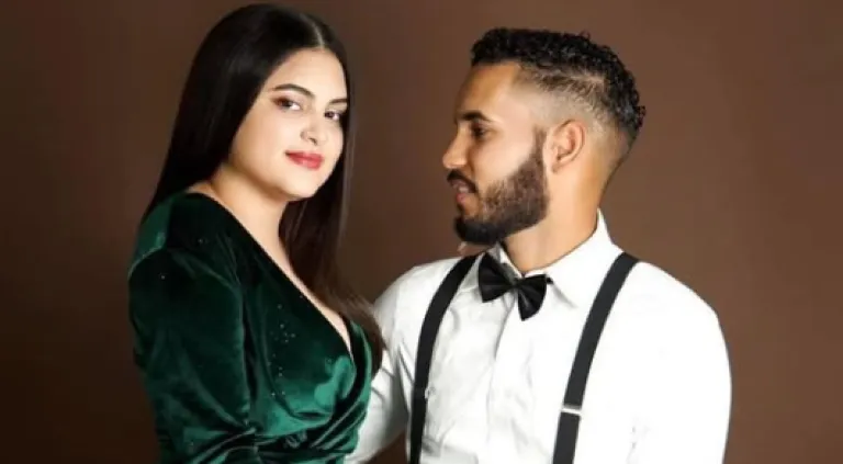 Melvin Julián Quelix Serrata y Rosanna Del Carmen Acosta Veloz